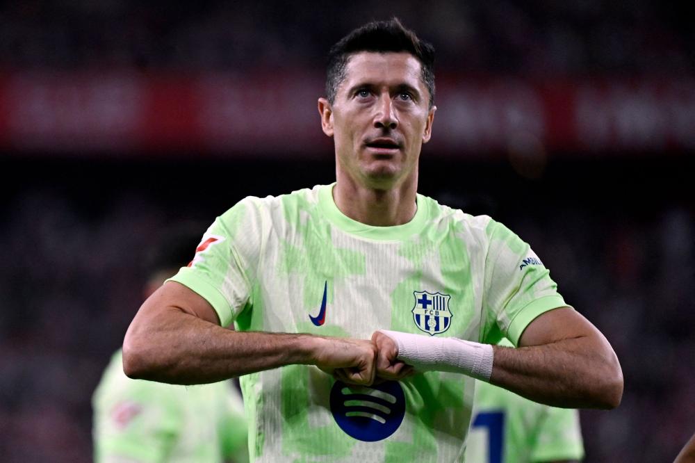 接二连三！女排世俱杯朱婷上演全面爆发，最不可思议一球诞生了